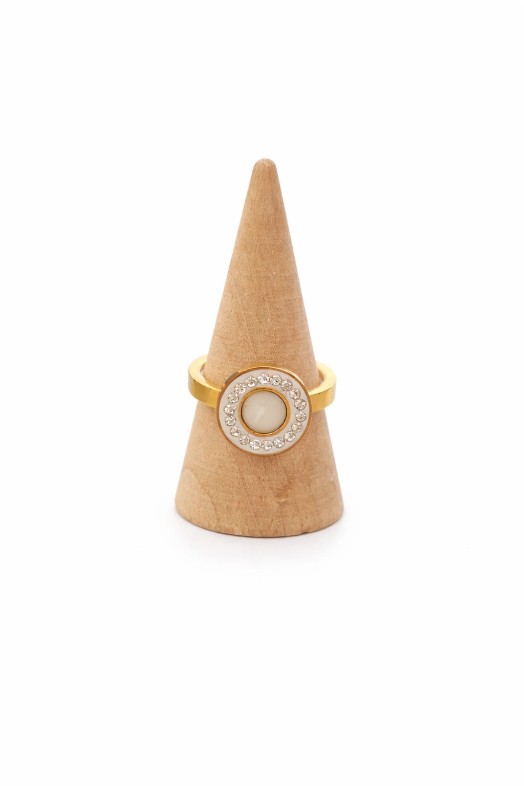 Circle pavè ring