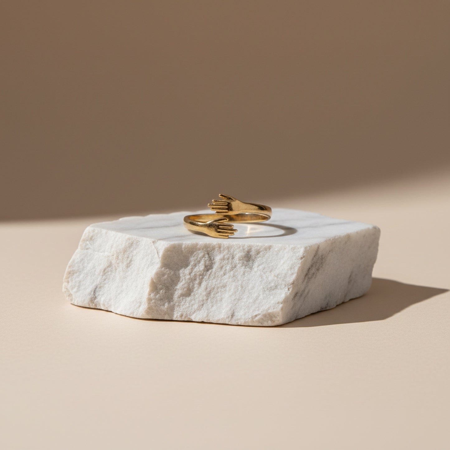 Hug Ring