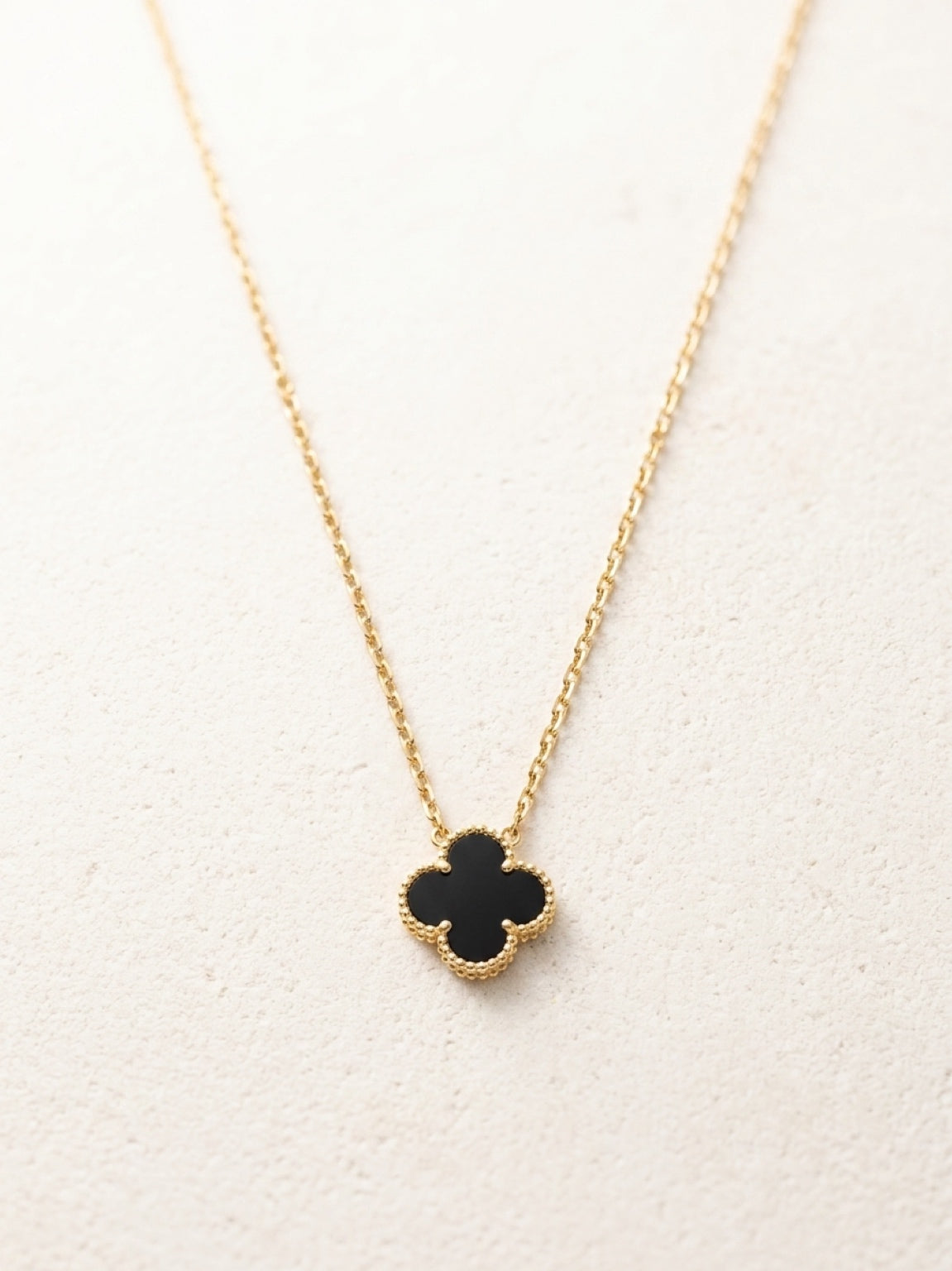 Single Clover Necklace