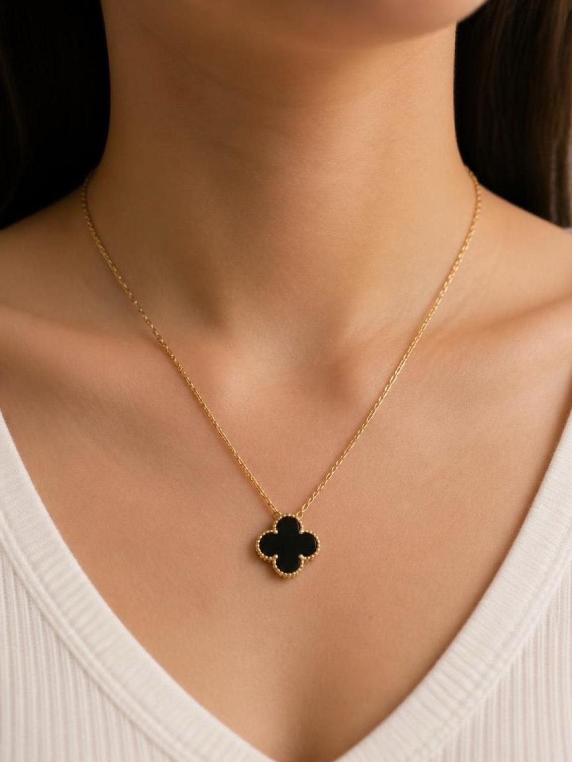 Single Clover Necklace