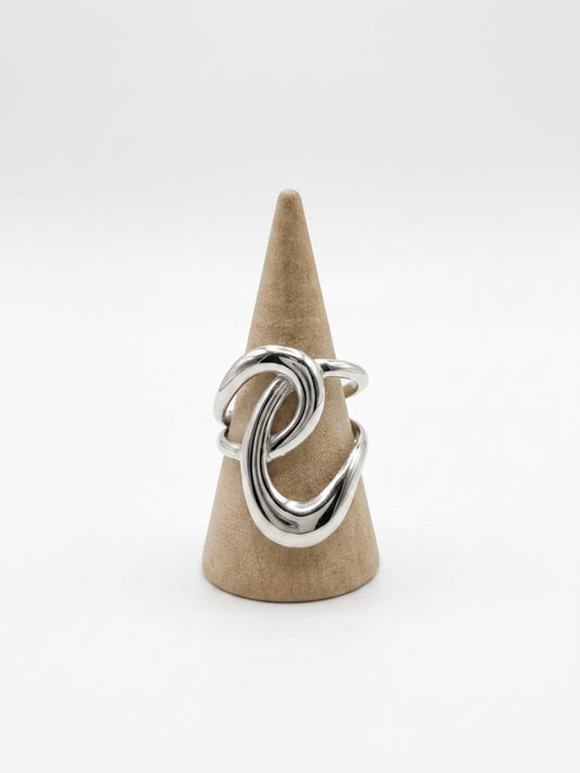Interlocking Loop Ring